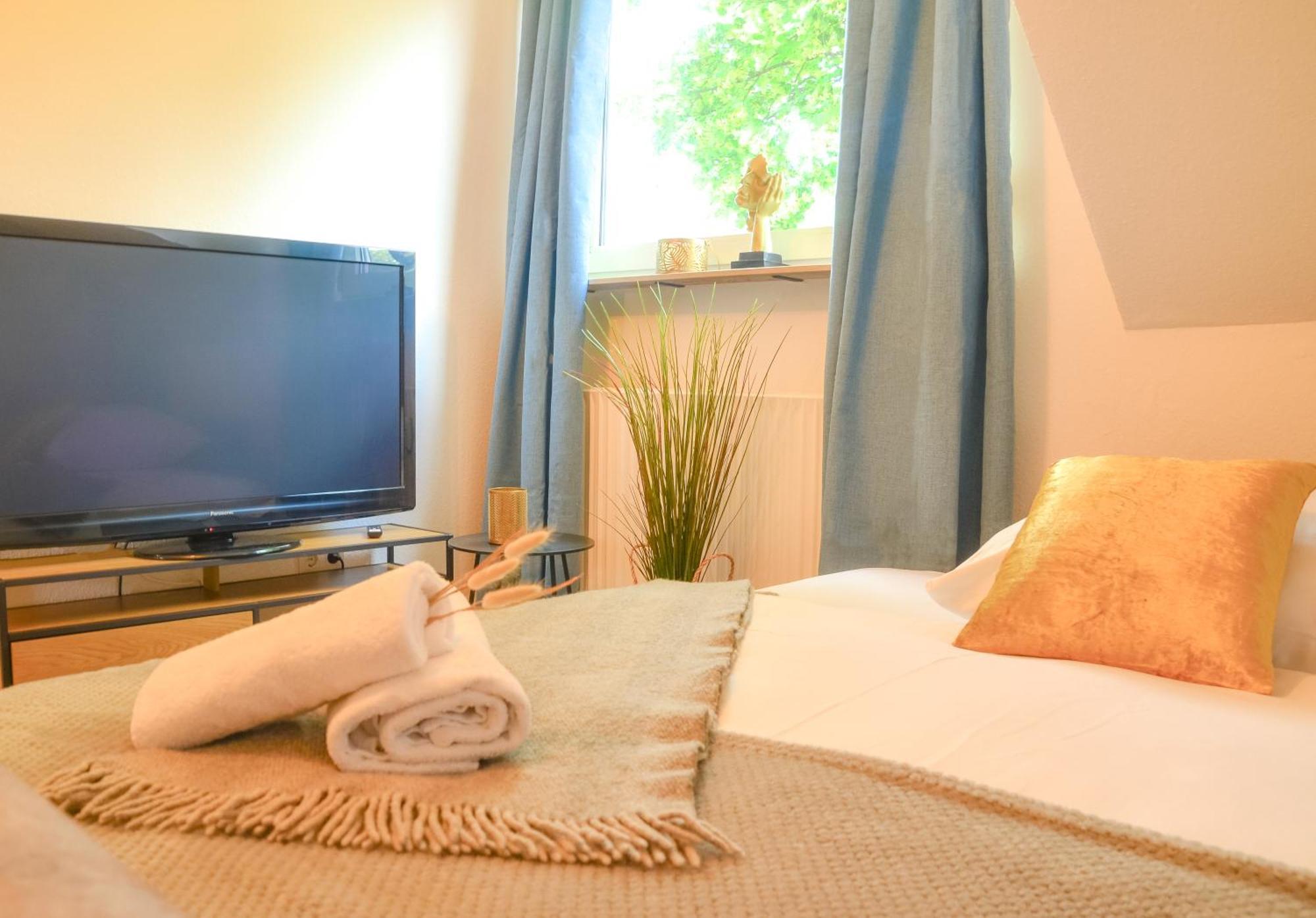 Milpau Buer 2 - Modernes Apartment Mit Queensize-Bett, Netflix, Nespresso, Waschmaschine & Smart Tv Gelsenkirchen Bagian luar foto
