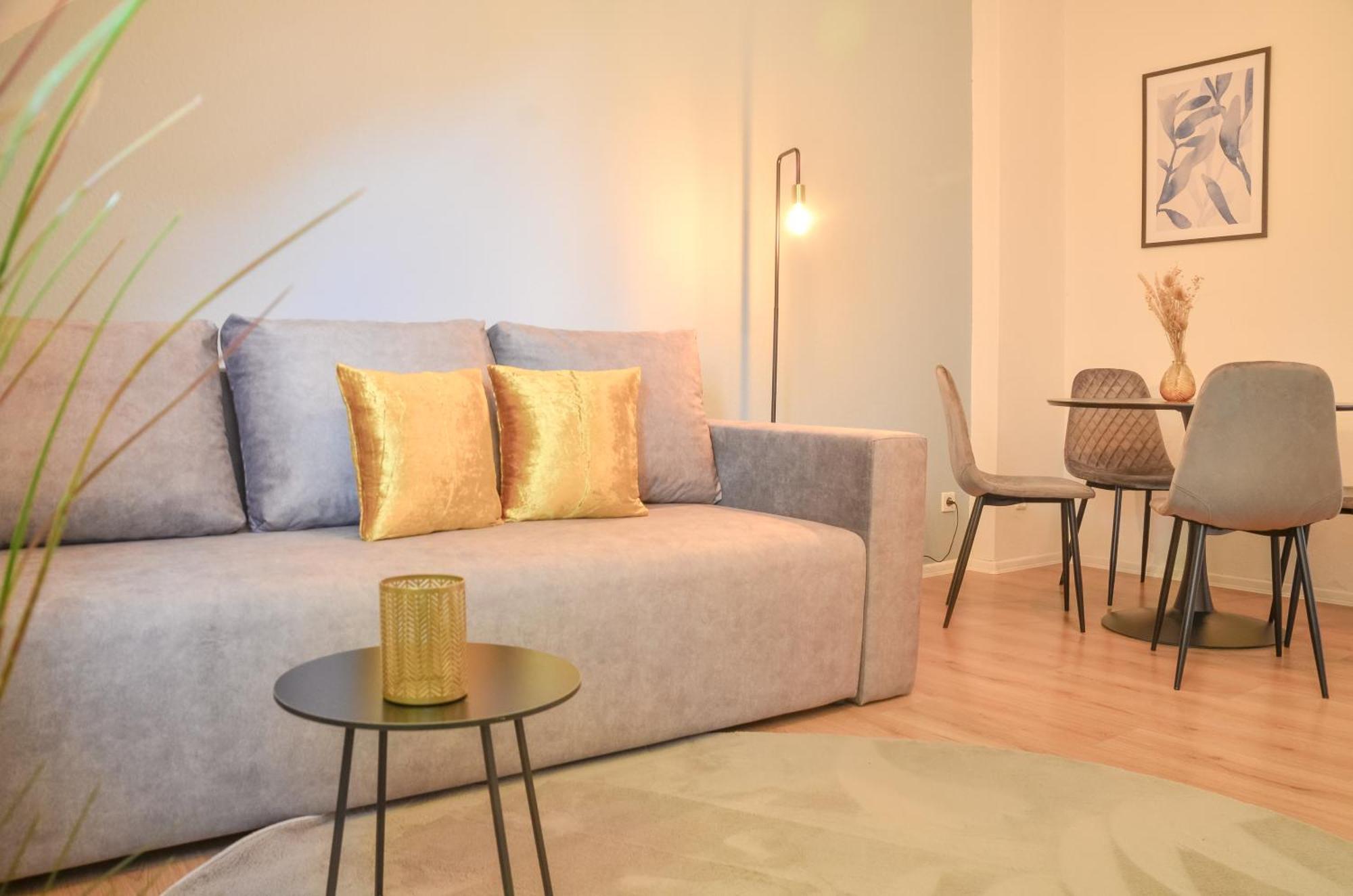 Milpau Buer 2 - Modernes Apartment Mit Queensize-Bett, Netflix, Nespresso, Waschmaschine & Smart Tv Gelsenkirchen Bagian luar foto
