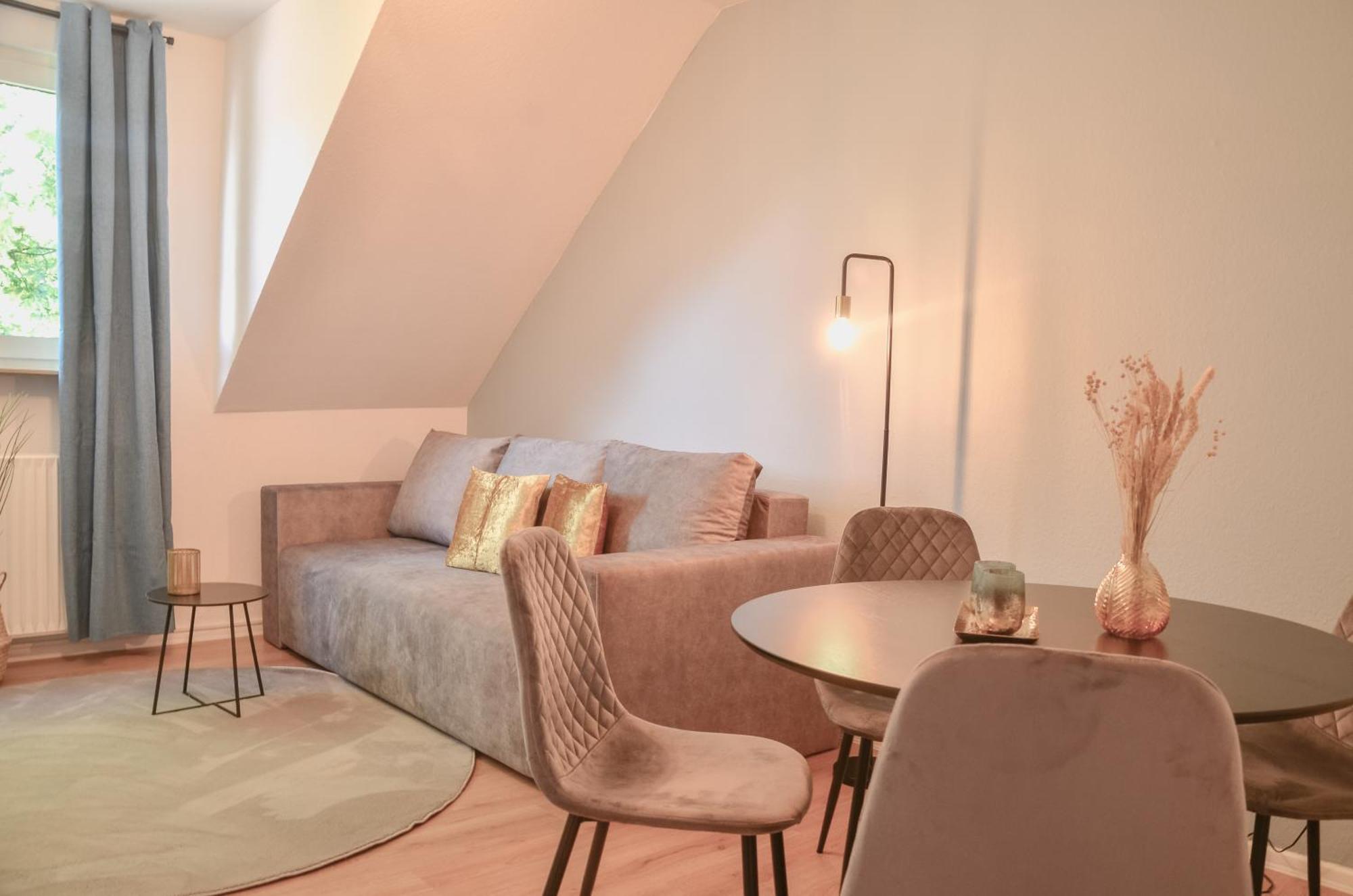 Milpau Buer 2 - Modernes Apartment Mit Queensize-Bett, Netflix, Nespresso, Waschmaschine & Smart Tv Gelsenkirchen Bagian luar foto
