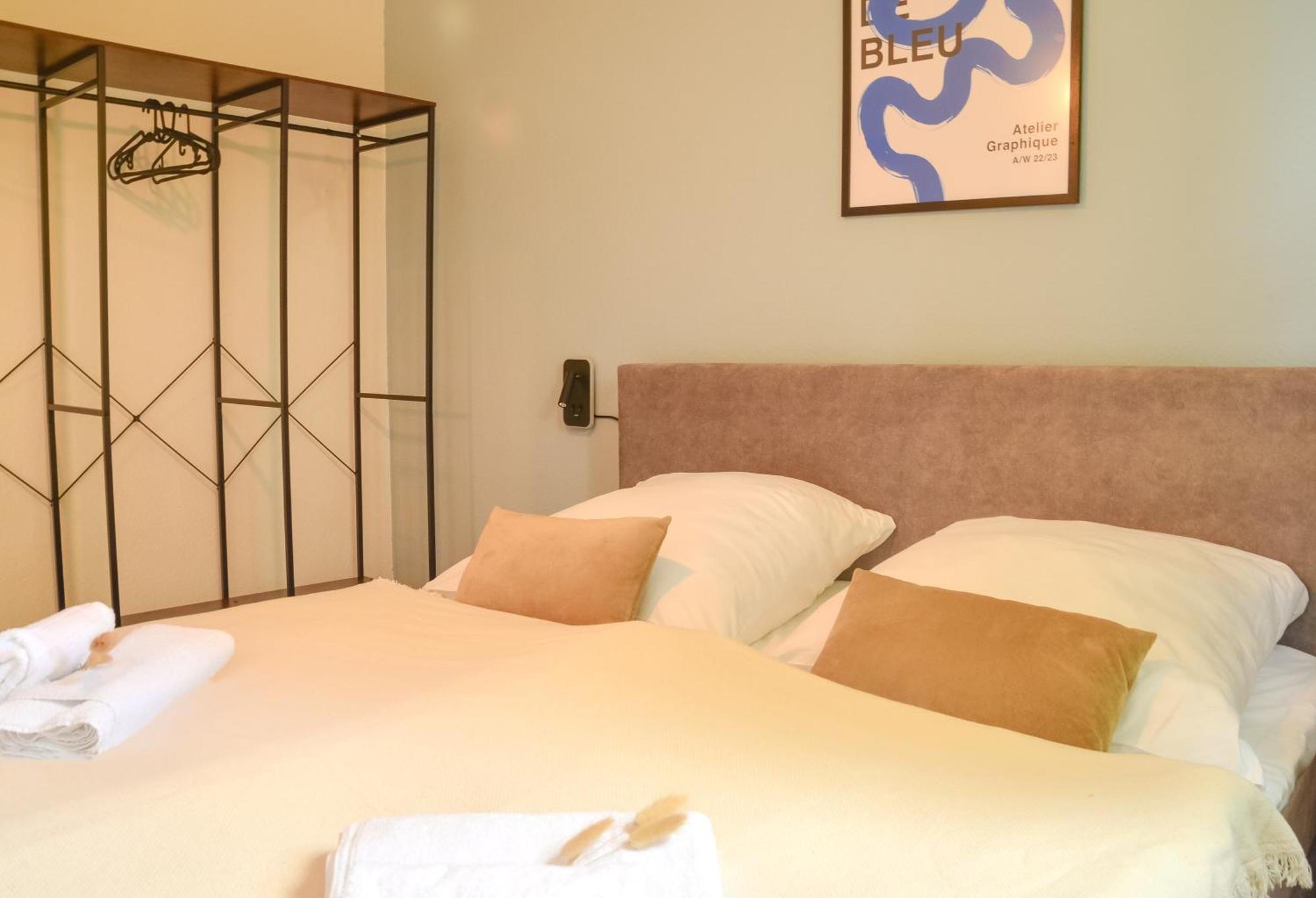 Milpau Buer 2 - Modernes Apartment Mit Queensize-Bett, Netflix, Nespresso, Waschmaschine & Smart Tv Gelsenkirchen Bagian luar foto
